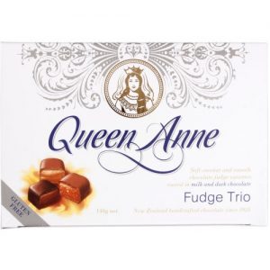 Queen Anne Fudge Trio 140g
